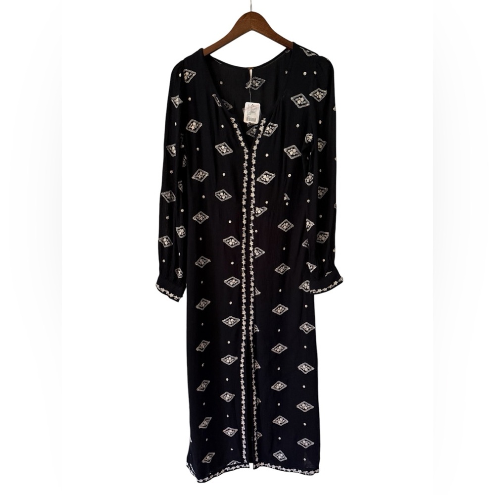 SOLD - BNWT | Free People | Lily of the Valley Maxi Dress | Black/White | Size M - Picture 3 of 10